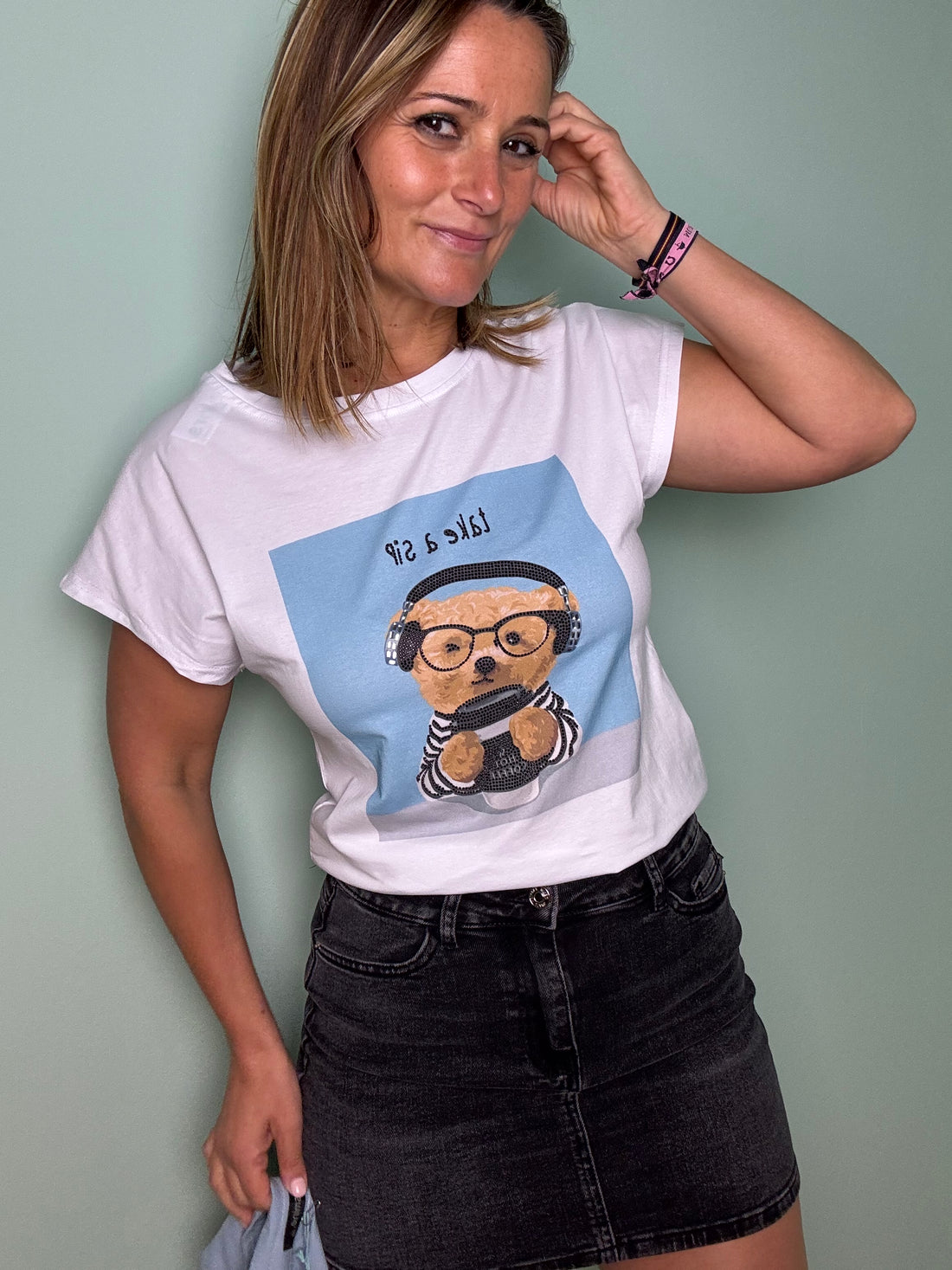 Camiseta Take A Sip