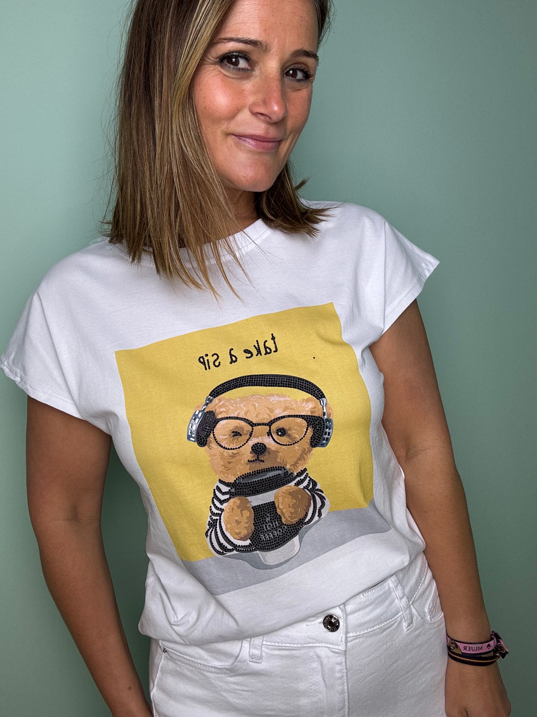 Camiseta Take A Sip