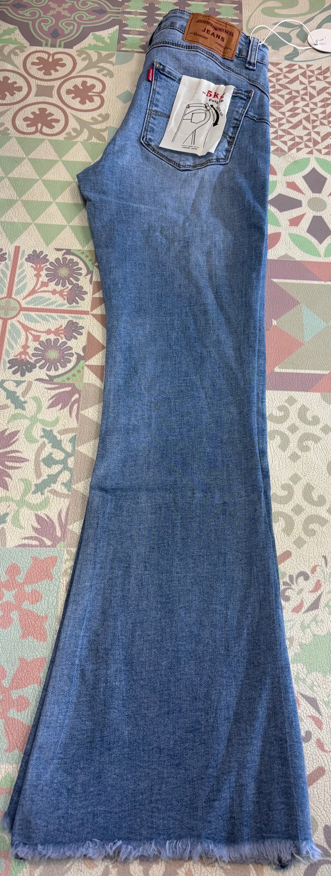 Pantalón Flared Jeans
